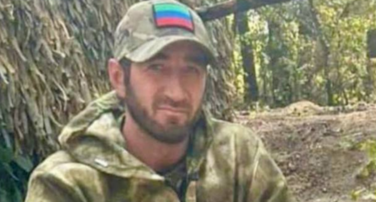 Магомеднур Гаджиев. Скриншот фото из Telegram-канала администрации Гумбетовского района от 31.05.25, https://t.me/Gumbet05/24541.